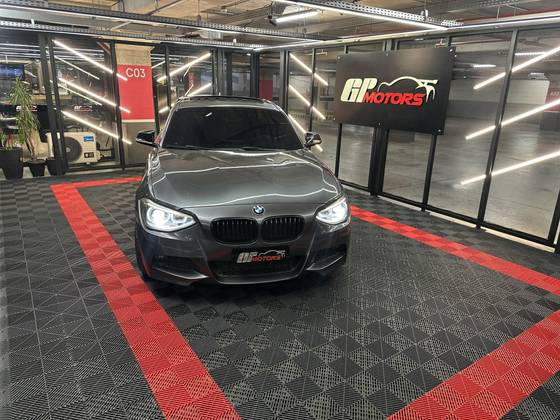 BMW 125i 2.0 M SPORT 16V GASOLINA 4P AUTOMÁTICO BMW 125i 2.0 M SPORT 16V GASOLINA 4P AUTOMÁTICO